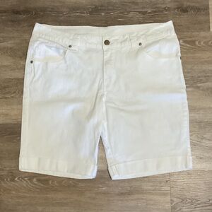Faded Glory Cream Denim Cuffed Shorts size 16